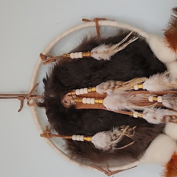 Dreamcatcher rabbit fur, feathers, beads, wool, and leather.  Wall hanging. - Picture 5 of 6